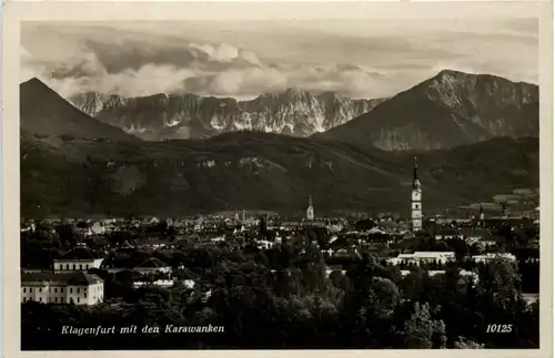Klagenfurt mit den Karawanken -633774