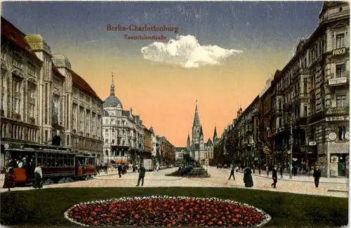 Berlin - Charlottenburg - Tauentzienstrasse -634386