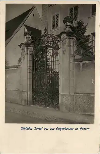 Luzern, Südliches Portal des zur Gilgenhauses in Luzern -508412