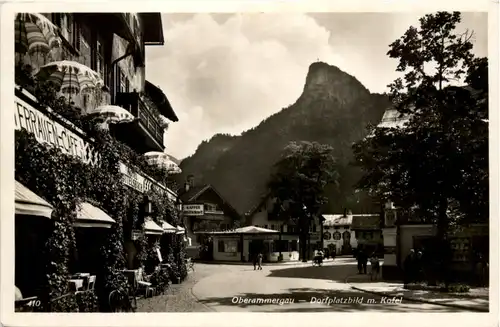 Oberammergau, Dorfplatzbild m. Kofel -523244