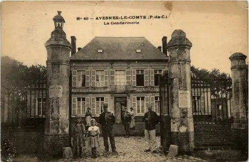 Avesnes le Comte - La Gendarmerie -497546