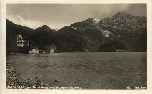 Kochel, Hotel Grauer Bär mit Herzogstand, Kochelsee u. Kesselberg -523620