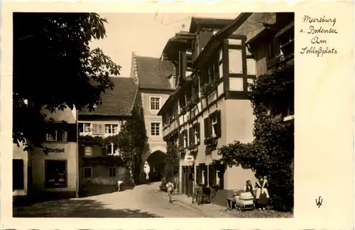 Meersburg, am Schlossplatz -523780