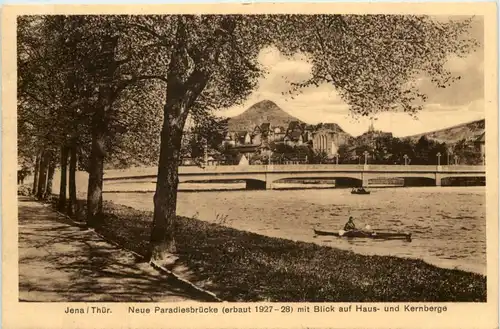 Jena, Neue Paradiesbrücke mit Blick auf Haus- und Kernberge -526170