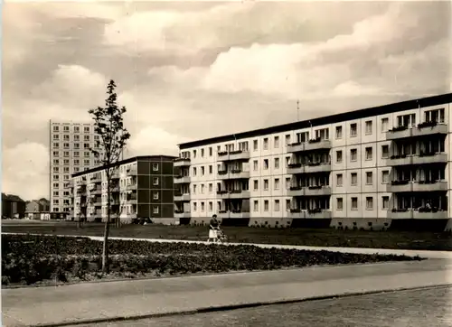 Hennigsdorf Kr. Oranienburg, Neubauten an der Karl-Marx-Strasse -503168