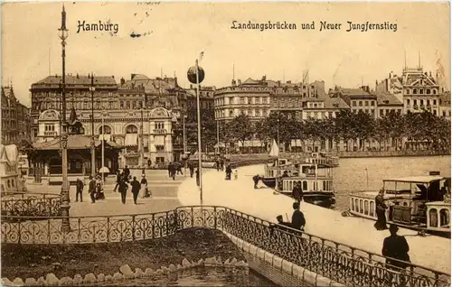 Hamburg, Landungsbrücken und Neuer Jungfernstieg -528378