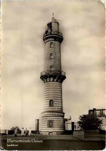 Warnemünde, Leuchtturm -527364