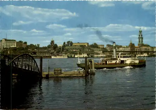 Hamburg, Hafen mit Michaeliskirche -527752
