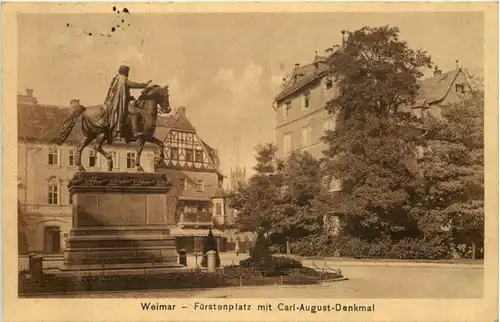Weimar, Fürstenplatz mit Carl-August-Denkmal -526346
