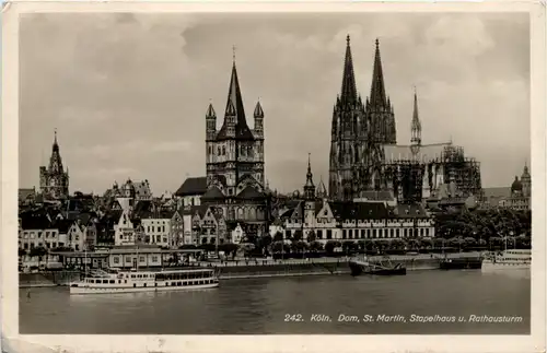 Köln, Dom, St. Martin, Stapelhaus u. Rathausturm -528194