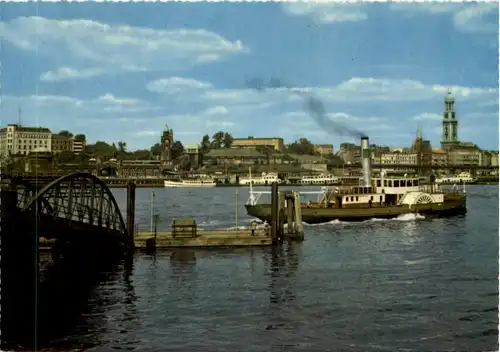 Hamburg, Hafen mit Michaeliskirche -527750