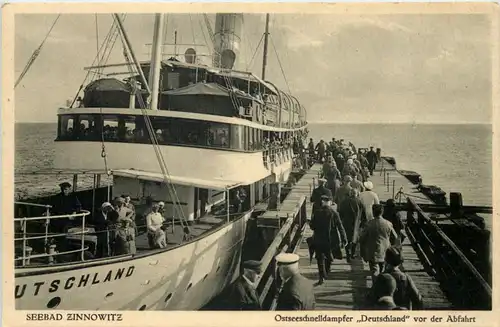 Seebad Zinnowitz, Dampfer Deutschland vor der Abfahrt -529320