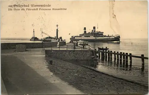 Warnemünde, Die Mole mit Fährschiff Prinzess Alexandrine -528592