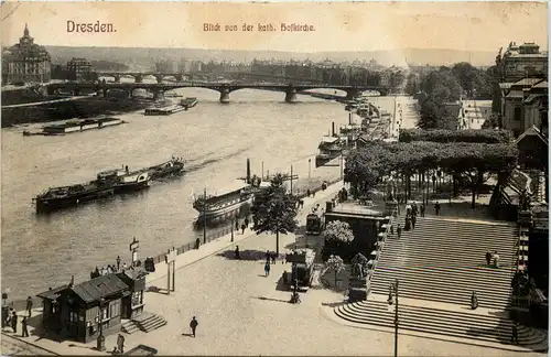 Dresden, Blick von der Kath. Hofkirche -528416