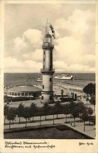 Ostseebad Warnemünde - Leuchtturm -638224