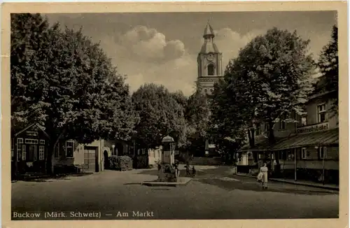 Buckow - Mark, am Markt -531106