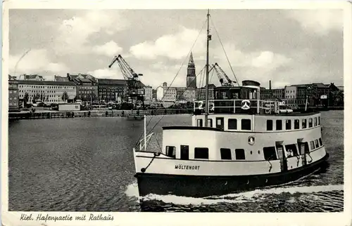 Kiel, Hafenpartie mit Rathaus -529126