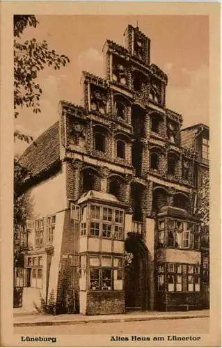 Lüneburg, Altes Haus am Lünertor -530758