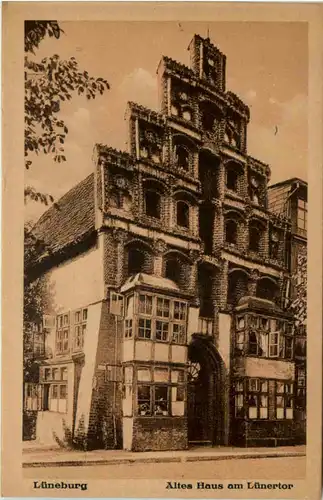 Lüneburg, Altes Haus am Lünertor -530798