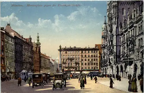 München, Marienplatz gegen die Kauringer-Strasse -531244