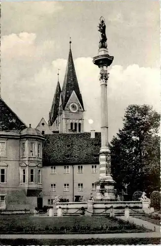 Eichstätt, Residenzplatz -531284