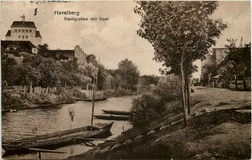 Havelberg, Stadtgraben mit Dom -531518