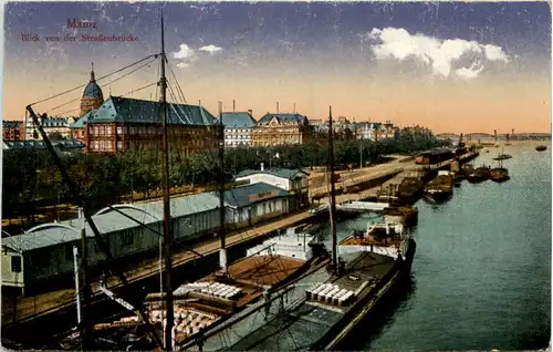 Mainz - Blick von der Strassenbrücke -616430
