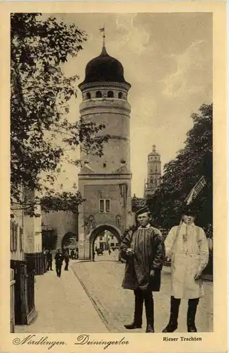 Nördlingen, Deinigertor, Rieser Trachten -531854