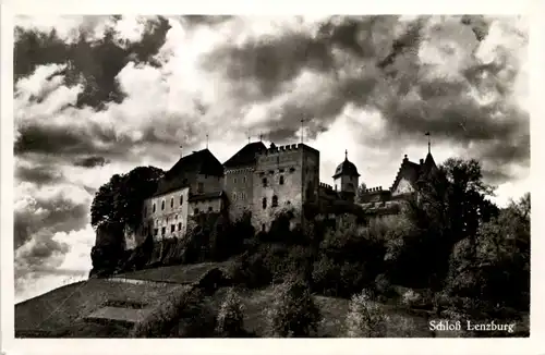 Schloss Lenzburg -506614