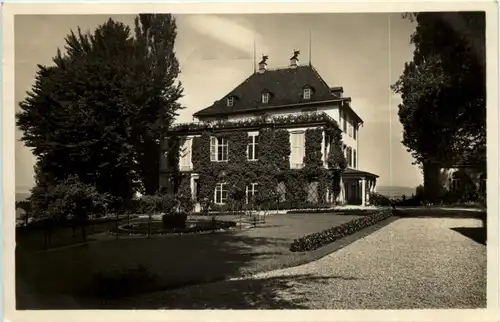 Schloss Arenenberg -605414