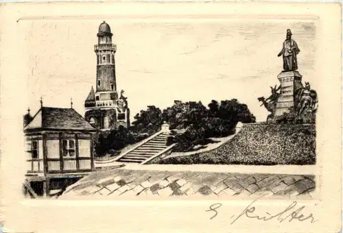 Kiel-Holtenau, Leuchtturm und Denkmal an der Mündung des Kanals -512558