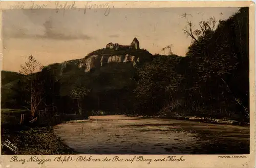 Burg Nideggen Eifel, Blick von der Rur auf Burg und Kirche -513378