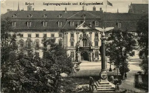 Erfurt - Regierungsgebäude und Kriegerdenkmal -614738