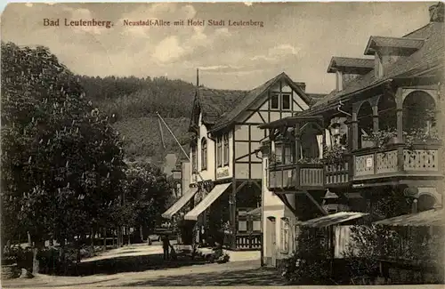 Bad Leutenberg, Neustadt-Allee mit Hotel Stadt Leutenberg -521066