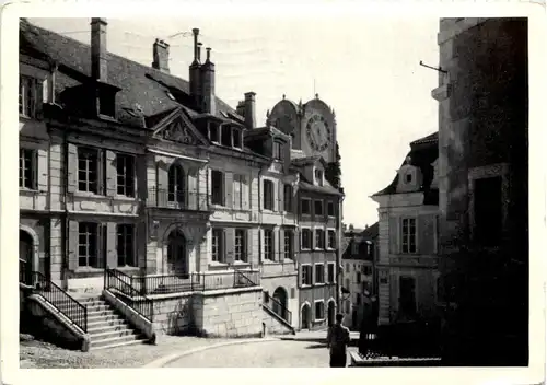 La maison de Pury a Neuchatel -630316