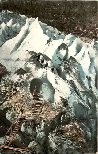 Grindelwald - Eingang zum Gletscher -634490