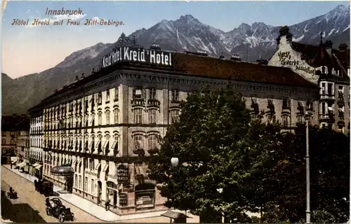 Innsbruck - Hotel Kreid mit Frau Hitt Gebirge -634610