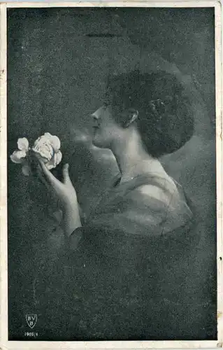 Frau - gelaufen in Modderwiese Neumark -627708