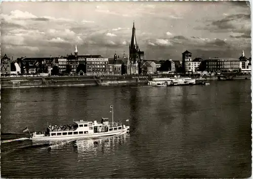 Düsseldorf, Rheinpartie -528200