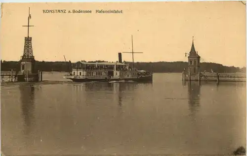 Konstanz, Hafeneinfahrt -529120