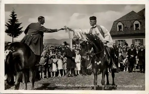 Pfingstritt Kötzting - Überrreichung des Tugendkränzels -643384