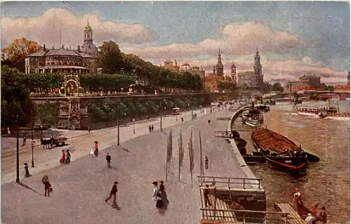 Dresden, Belvedere und Dampfschiff-Landeplatz -531026