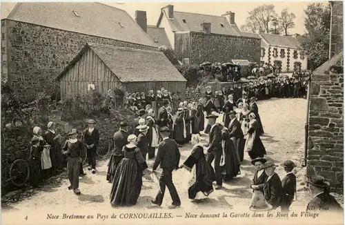 Cornouailles - Noce dansant la Gavotte -644228