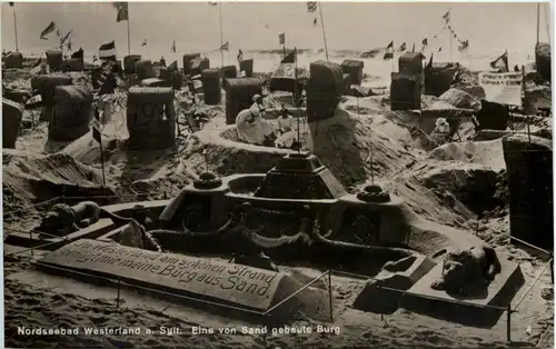 Sylt - Westerland - Eine von Sand gebaute Burg -644934