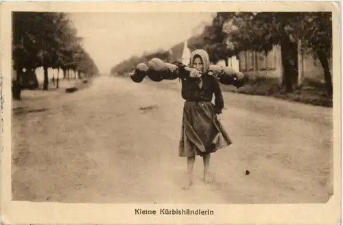 Kleine Kürbishändlerin -649464