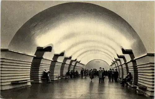 Leningrad Metro -651884
