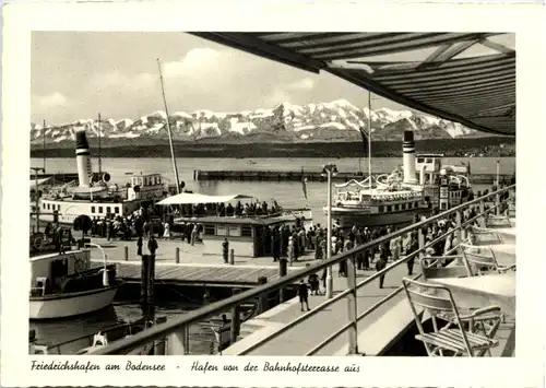 Friedrichshafen, Hafen von der Bahnhofsterrasse aus -532452