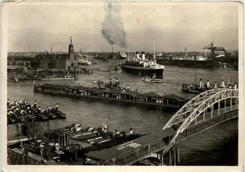 Hamburg, Hafen, Kehrwiederspitze -532474