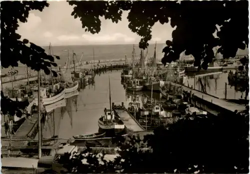 Insel Rügen, Sassnitz, Am Hafen -532682