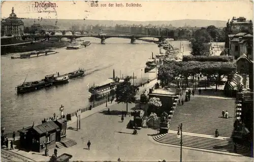 Dresden, Blick von der kath. Hofkirche -532926